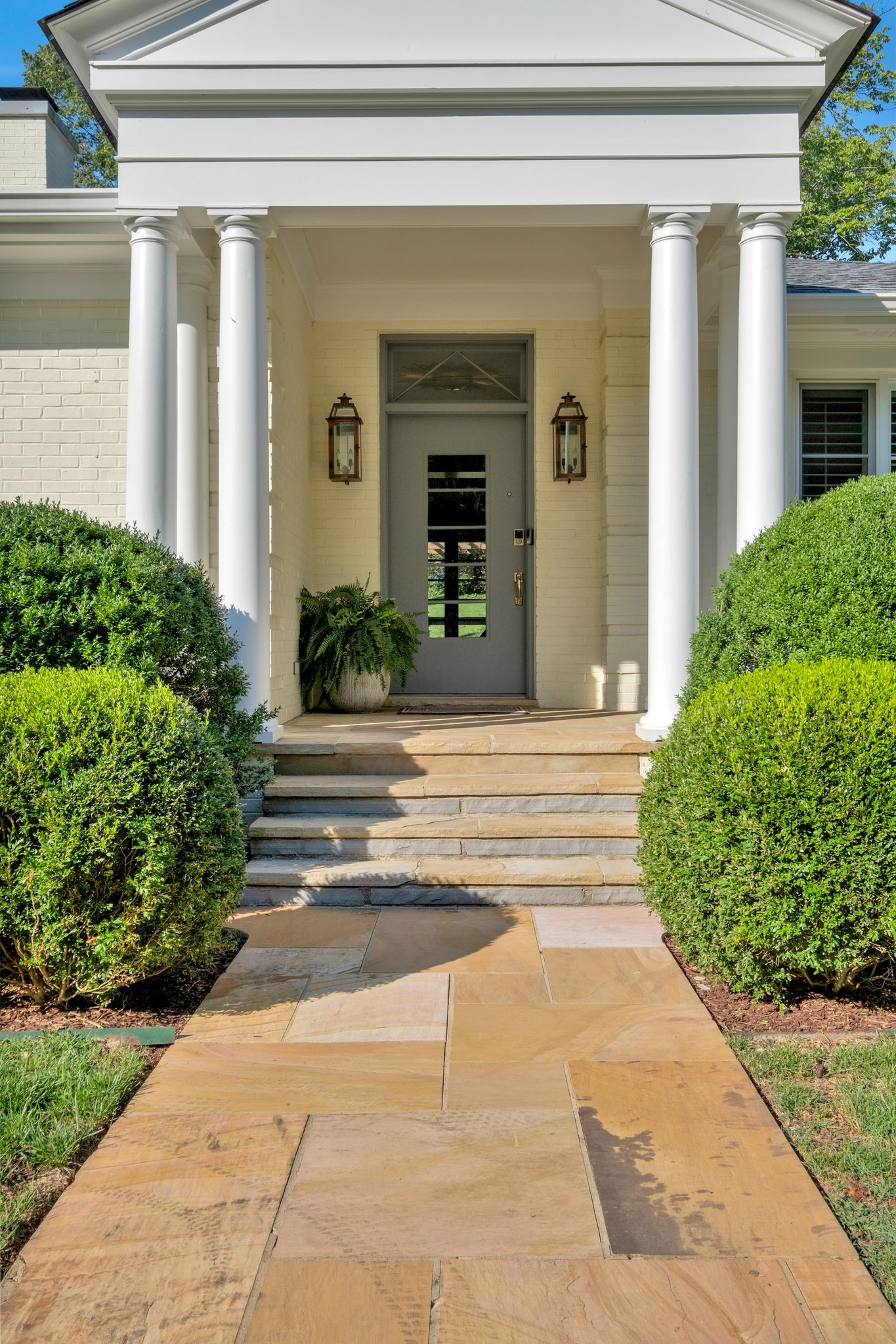 6108 Hickory Valley Rd