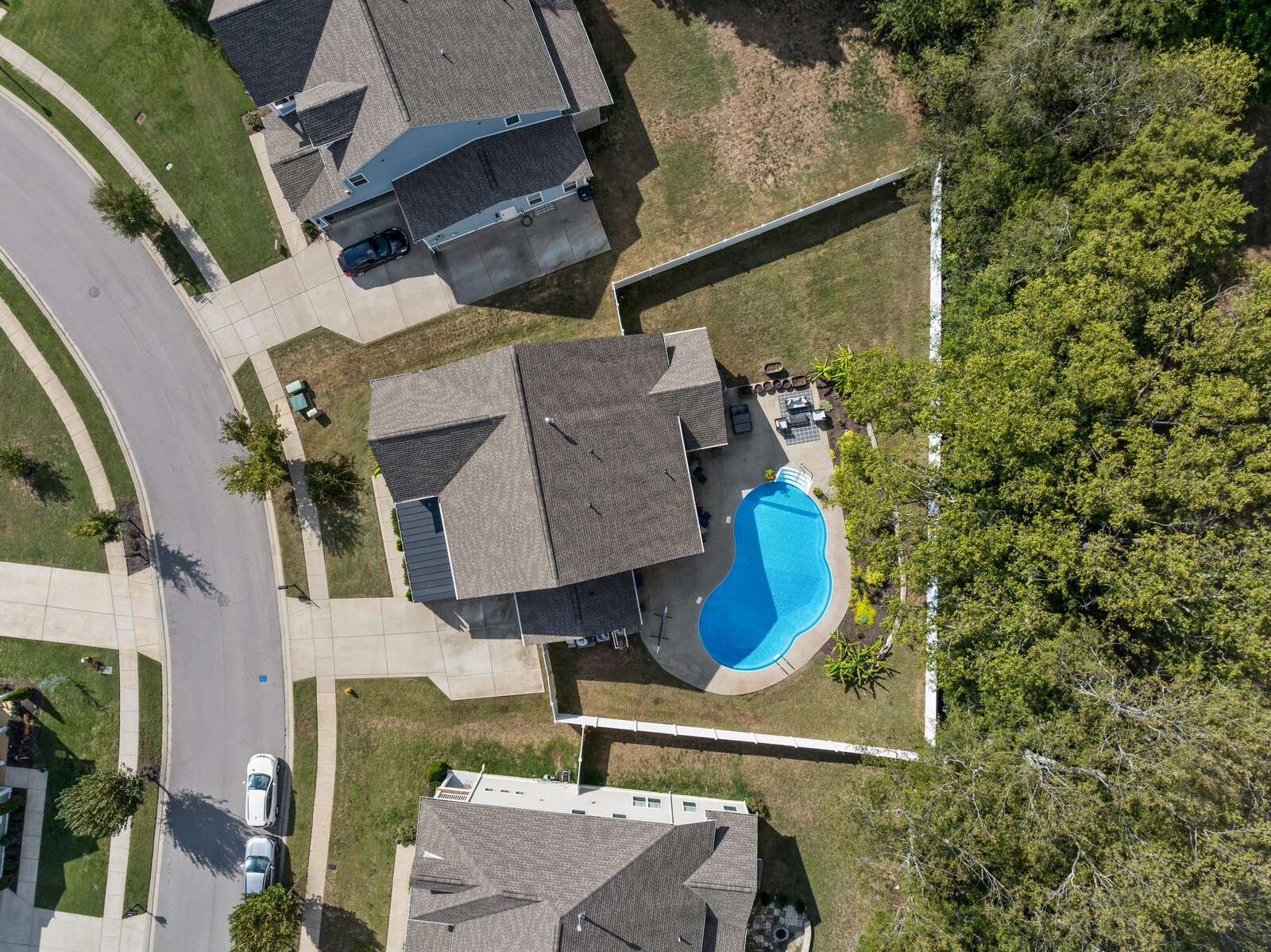 3303 Chinoe Dr