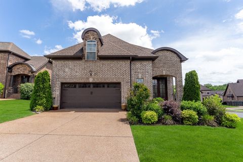 600 Southshore Pt Mount Juliet TN 37122