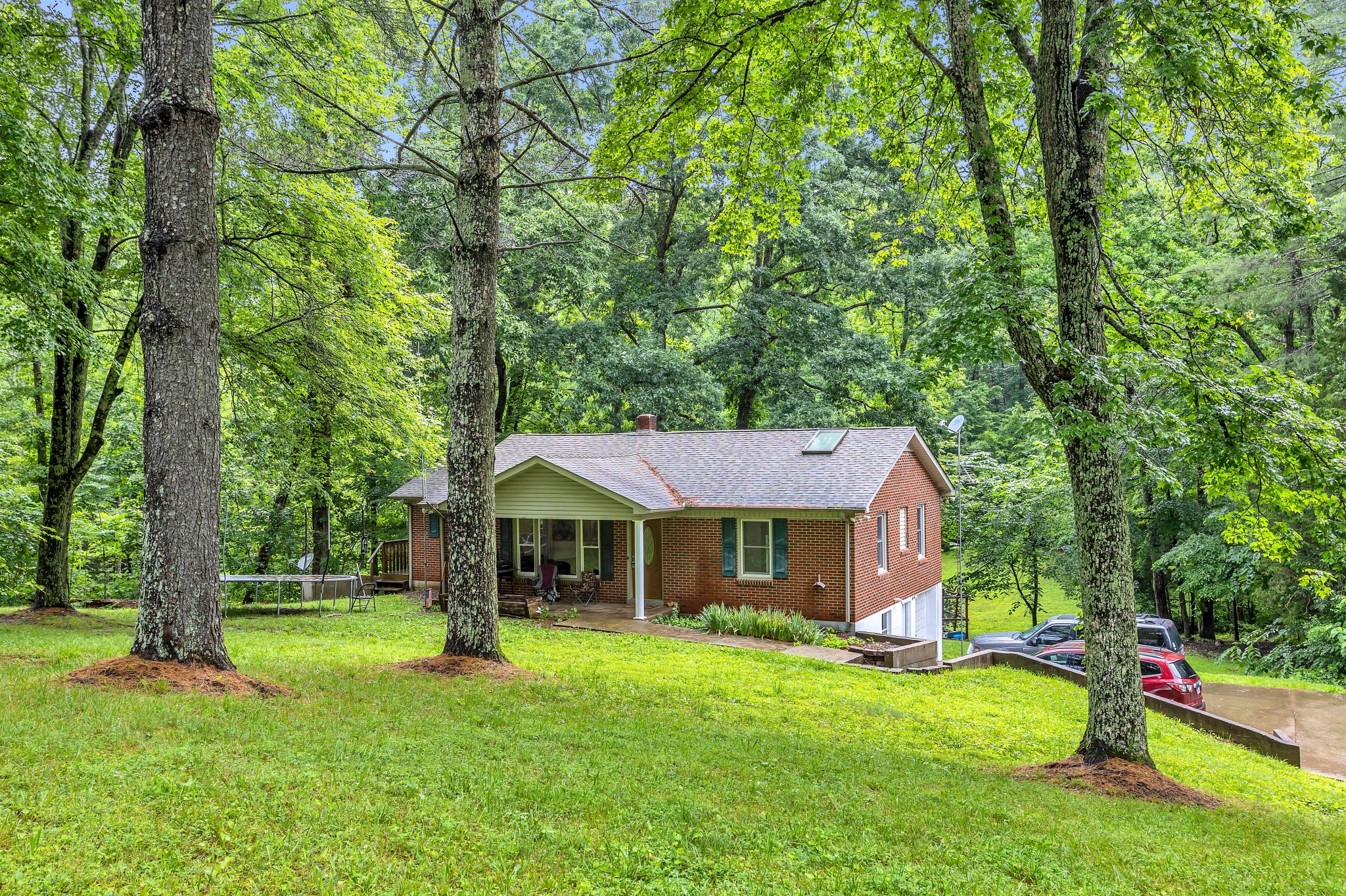 5450 Highway 49 W