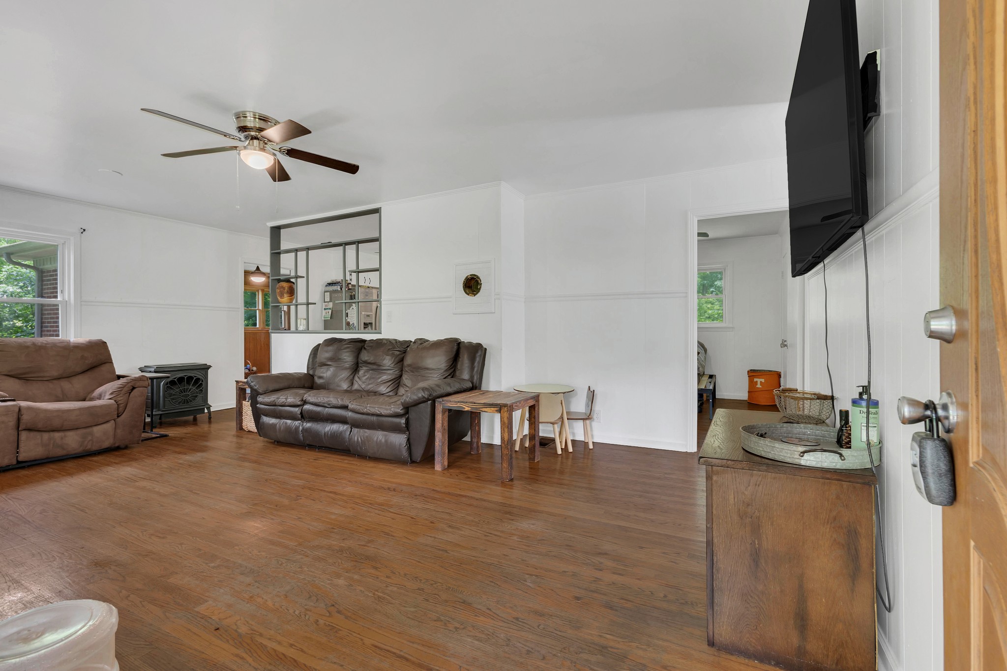 5450 Highway 49 W