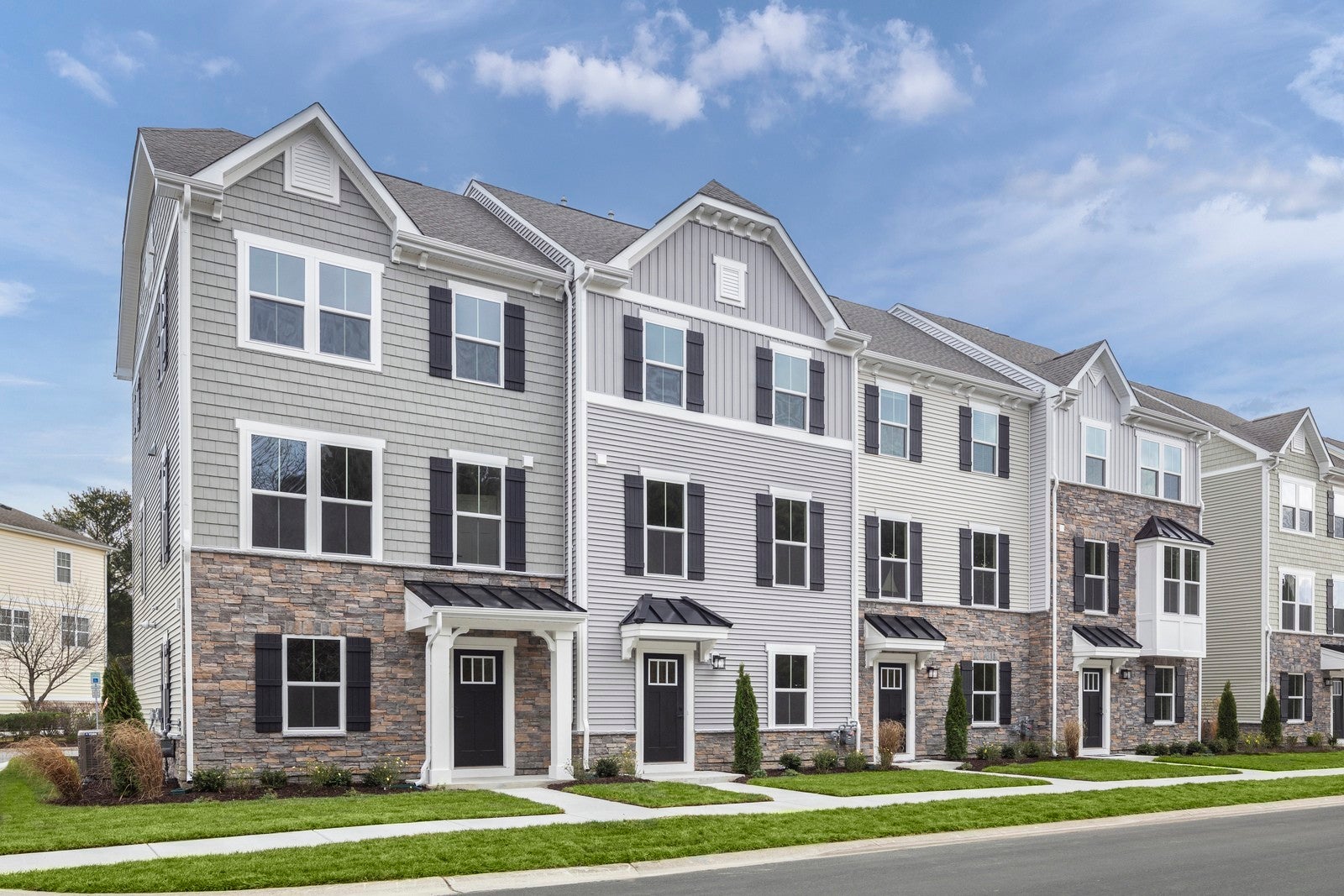 3-bed listing at 247 Poplar Loop, Antioch
