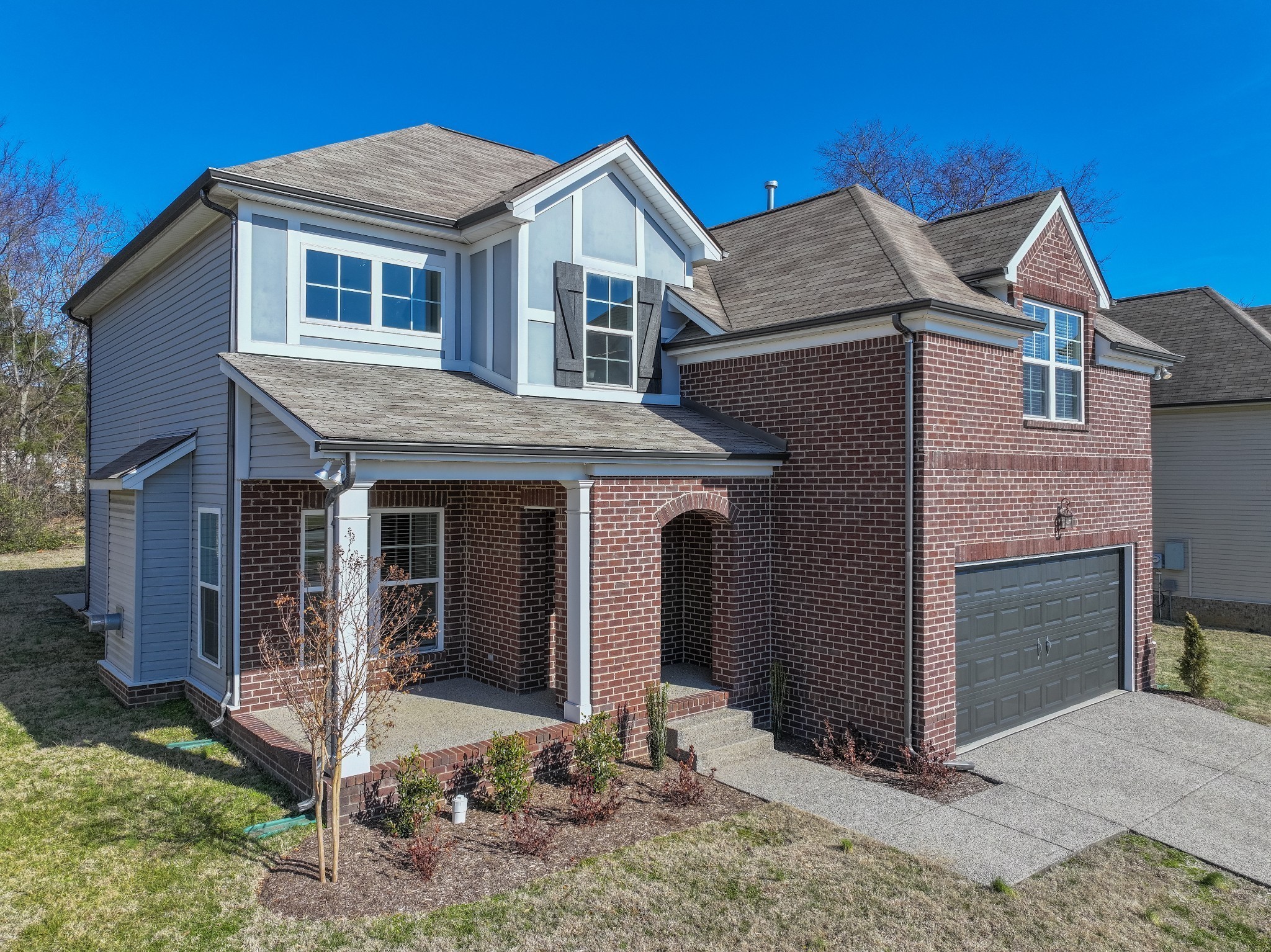 1029 Achiever Cir