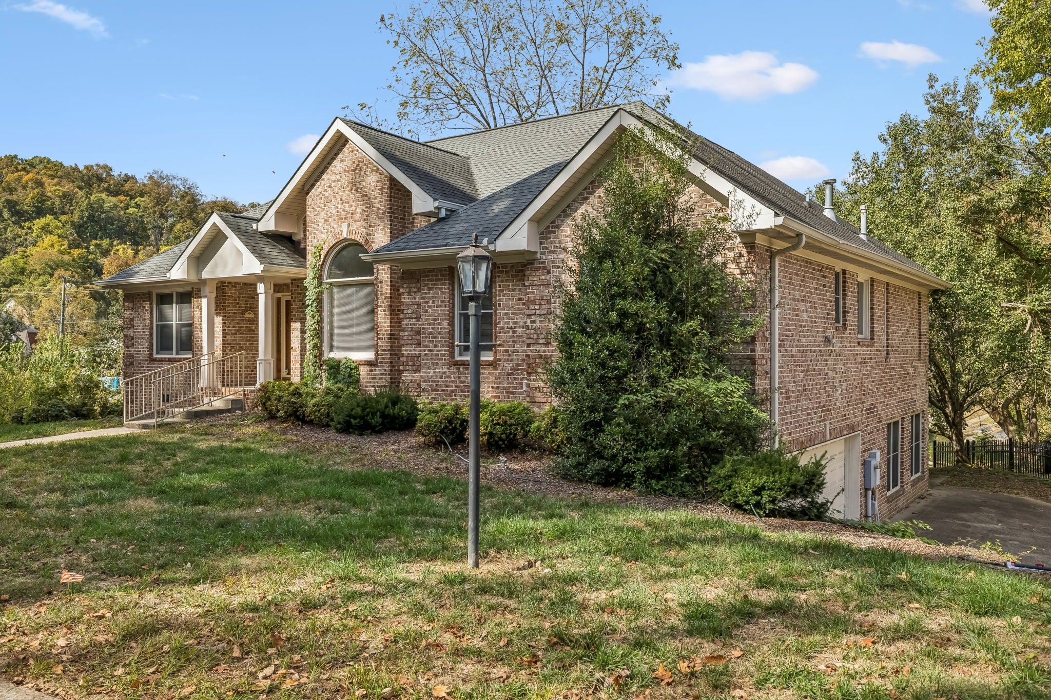 2409 Devon Valley Dr