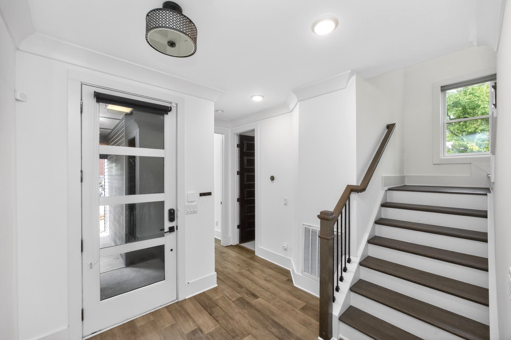 217 Eastmoreland St A