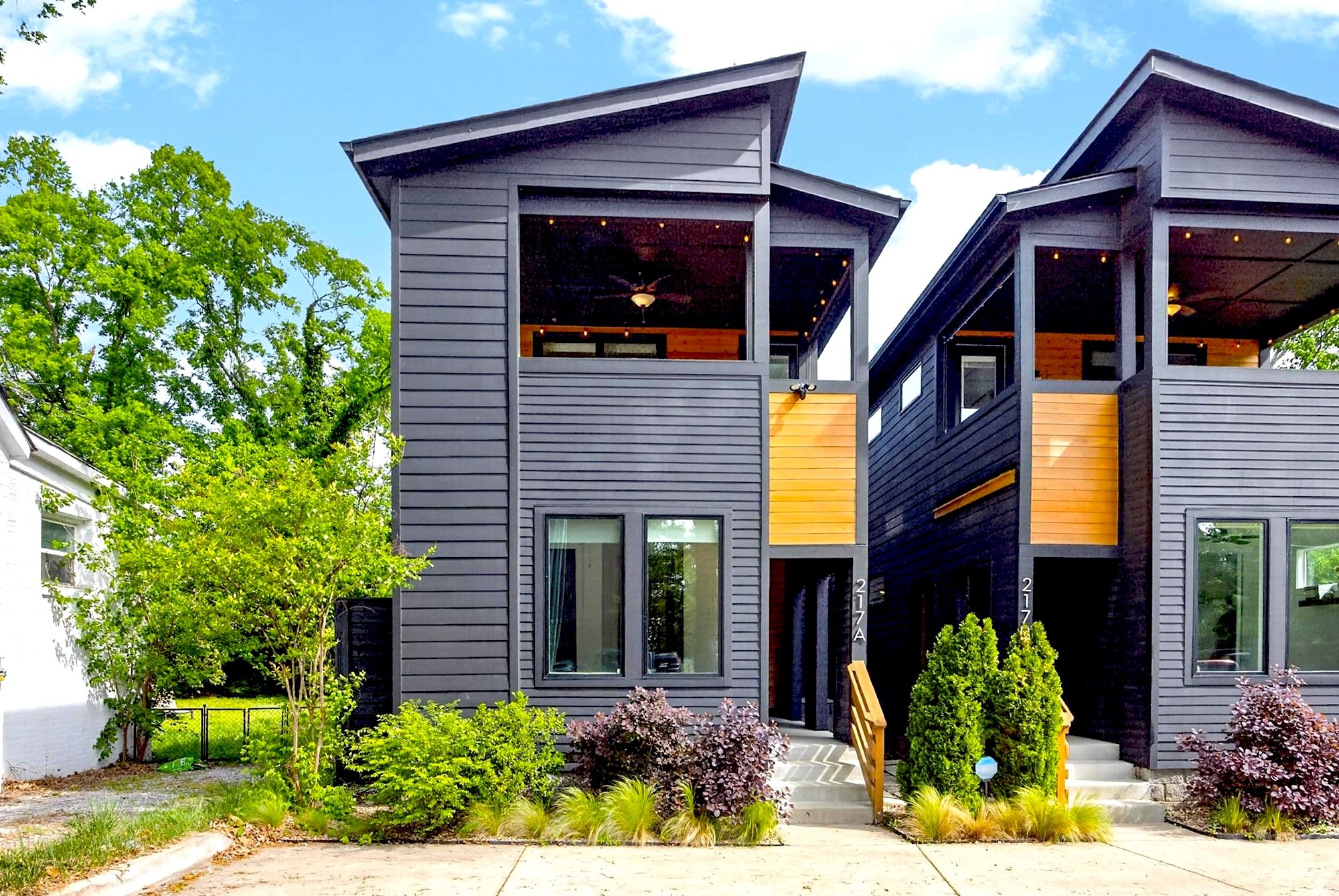 217 Eastmoreland St A