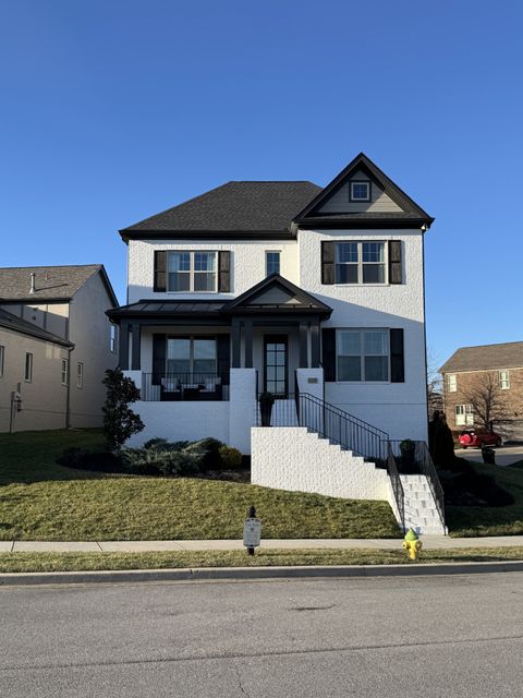 1228 Overton Circle Gallatin TN 37066