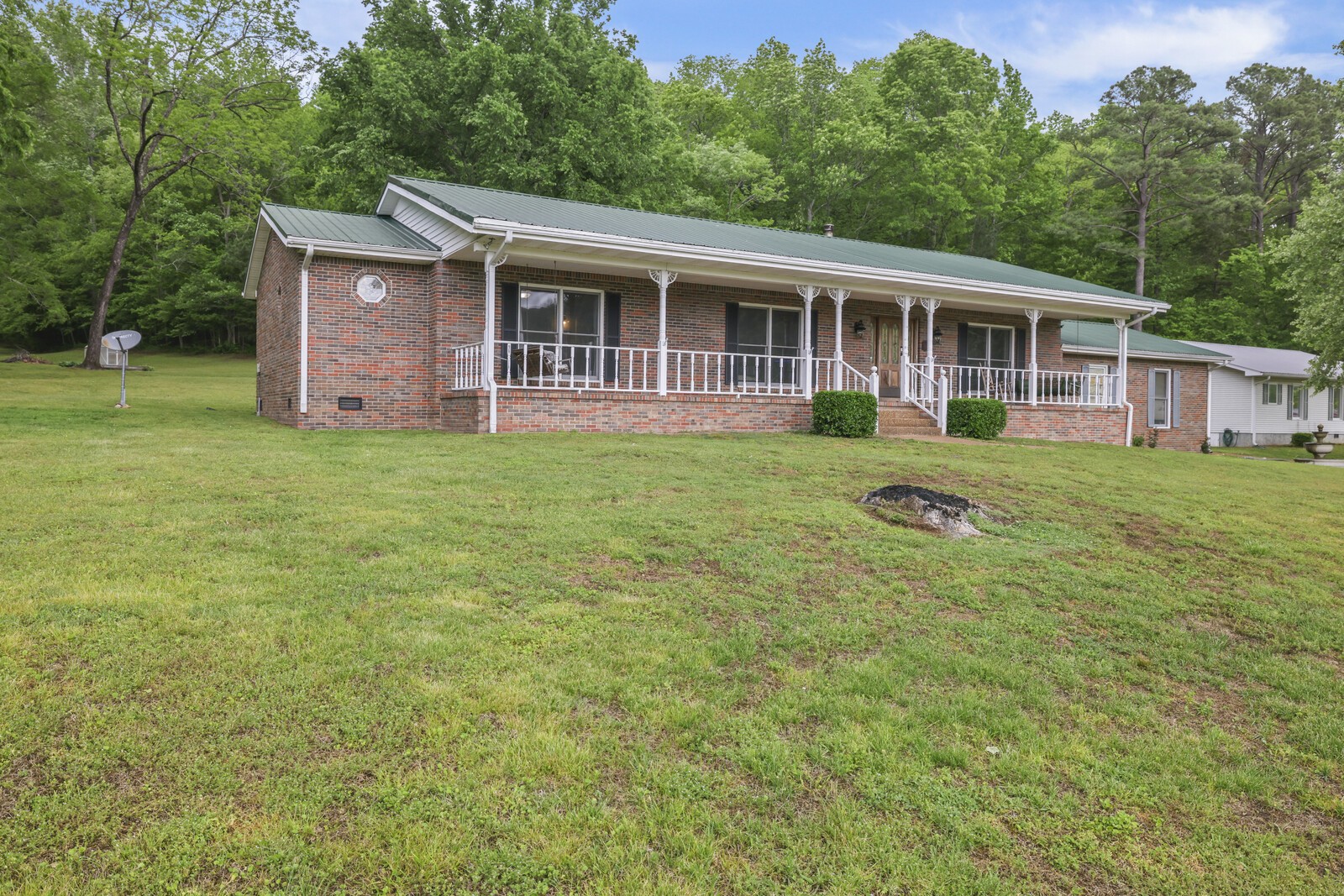 6268 Highway 100 W