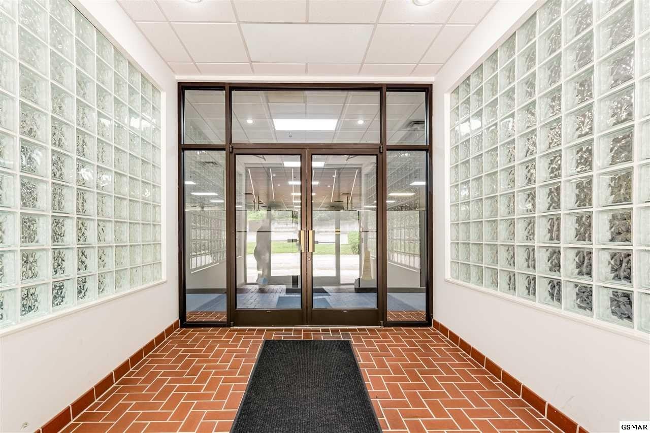 115 Broadway Avenue