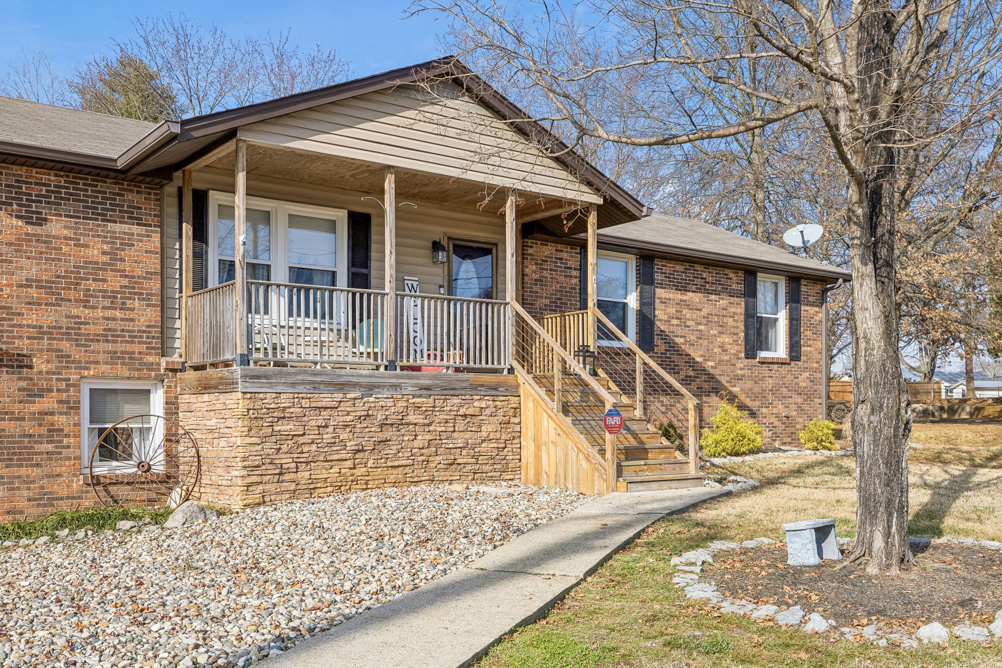 208 Bailey Collins Dr