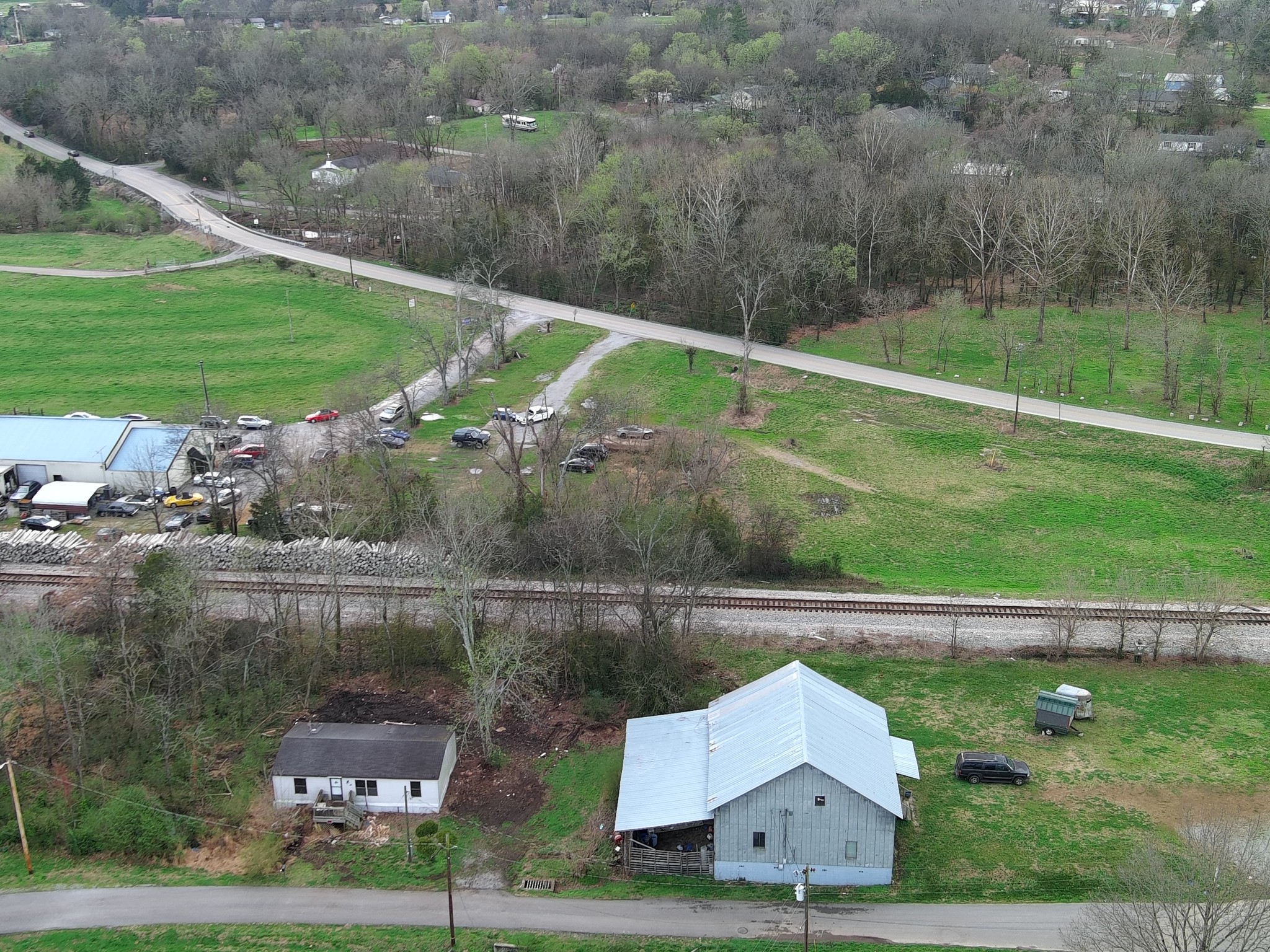 104 Hinkle Hill St E