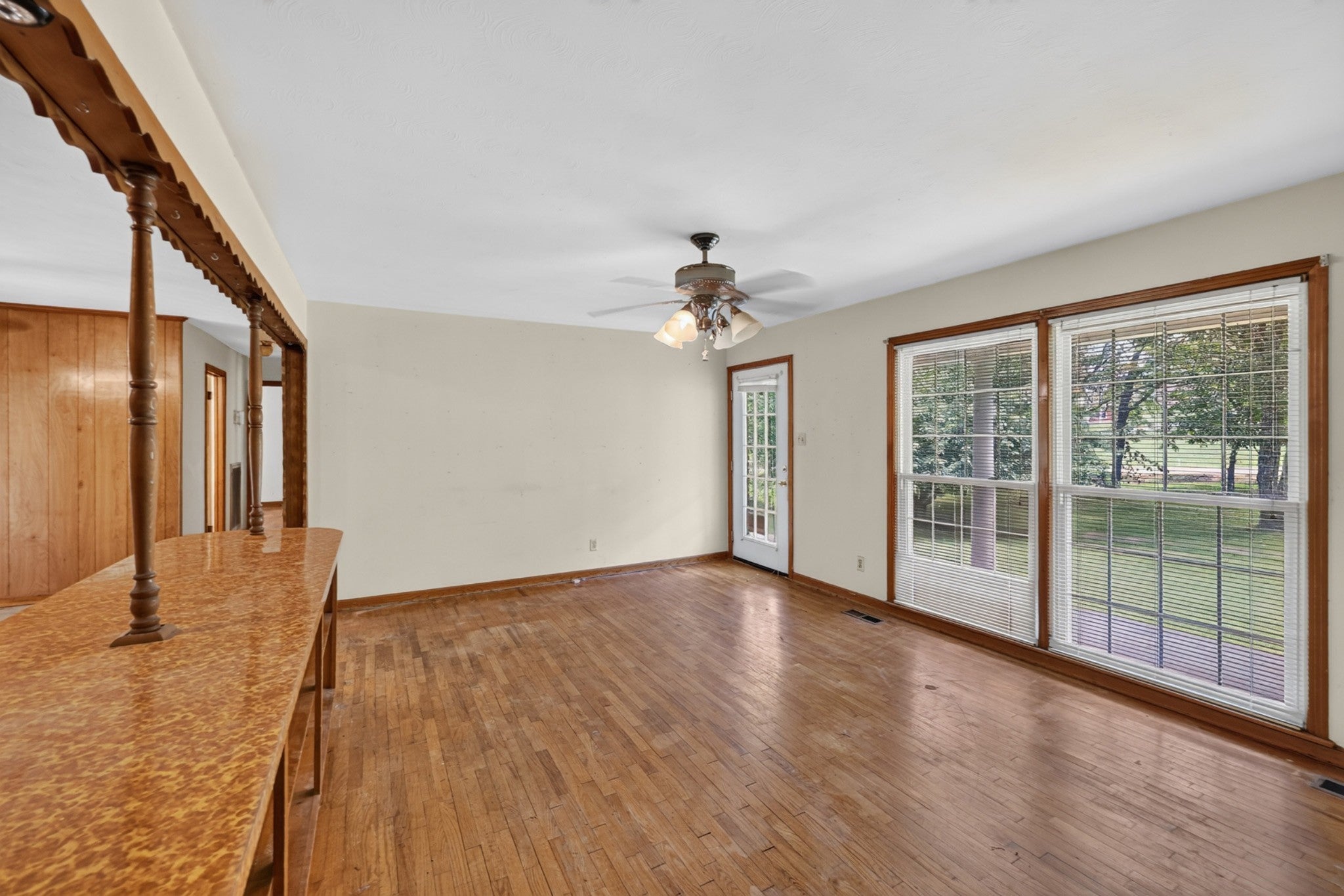 1106 Rainbow Cir