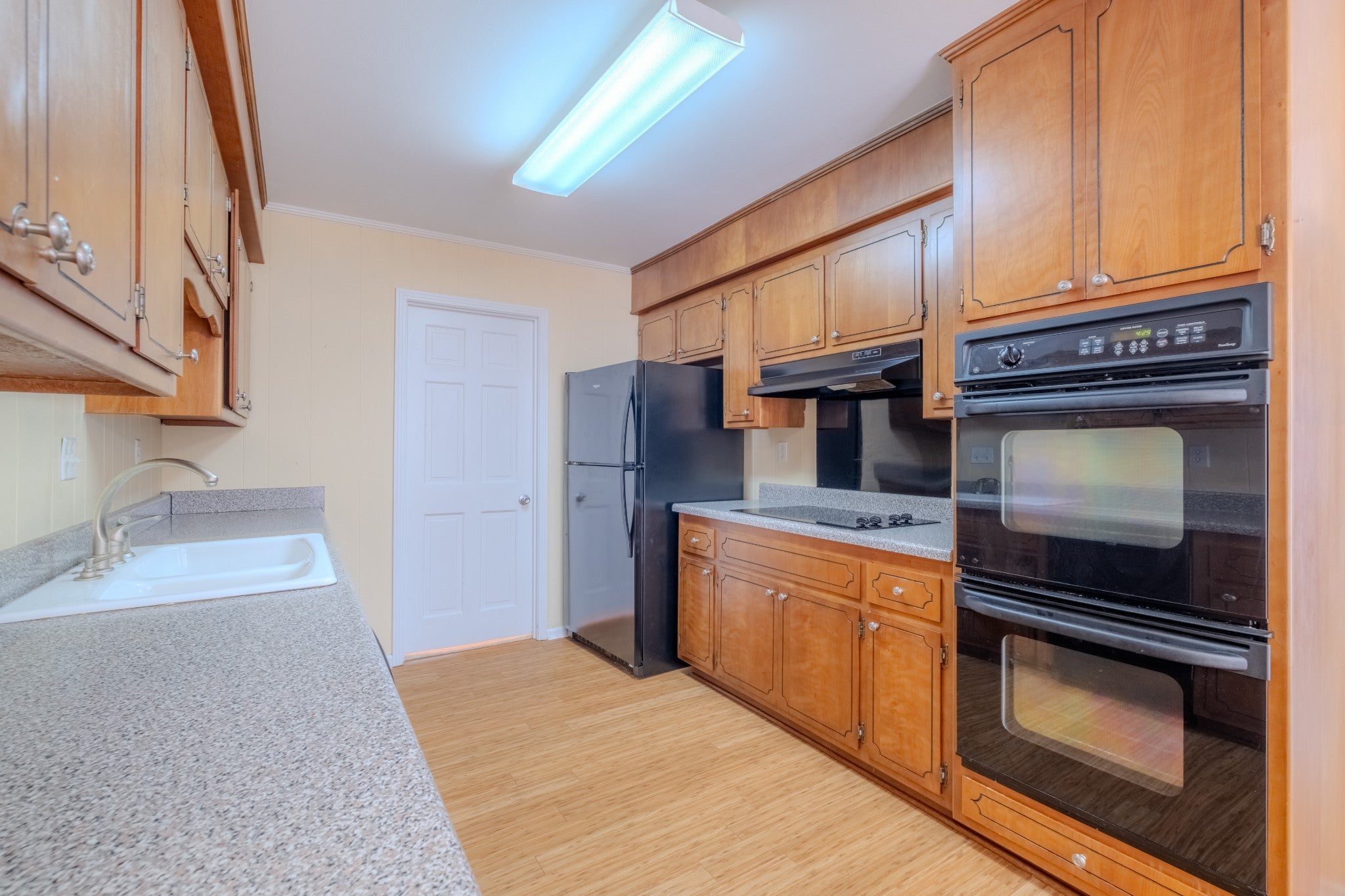 401 Twelve Oaks Rd