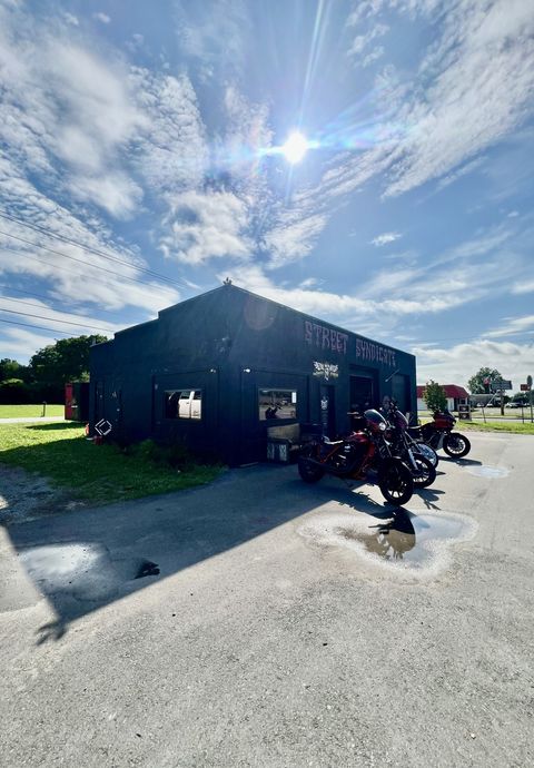 1100 W Broad St W Smithville TN 37166