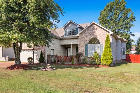 405 Hunterwood Dr White House TN 37188