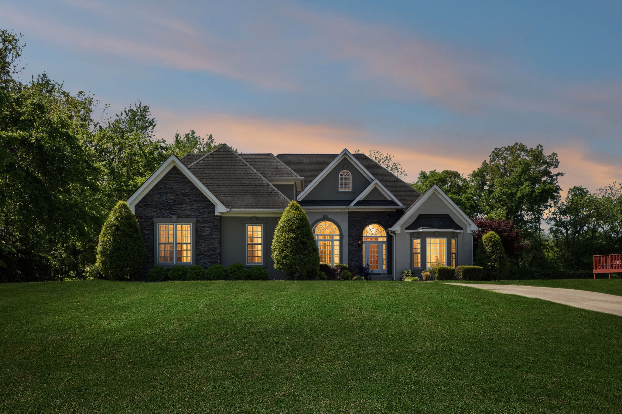 417 Lake Pointe Dr