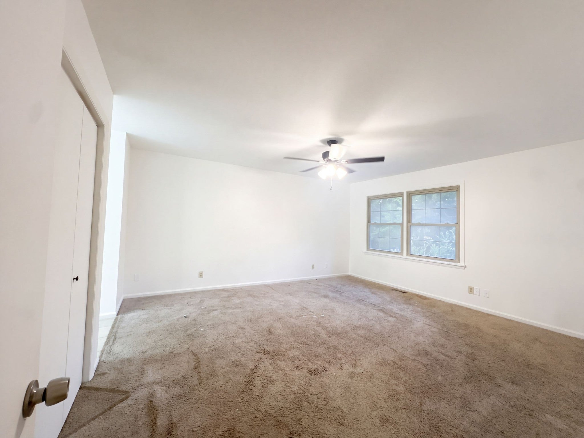 592 Woodland Dr