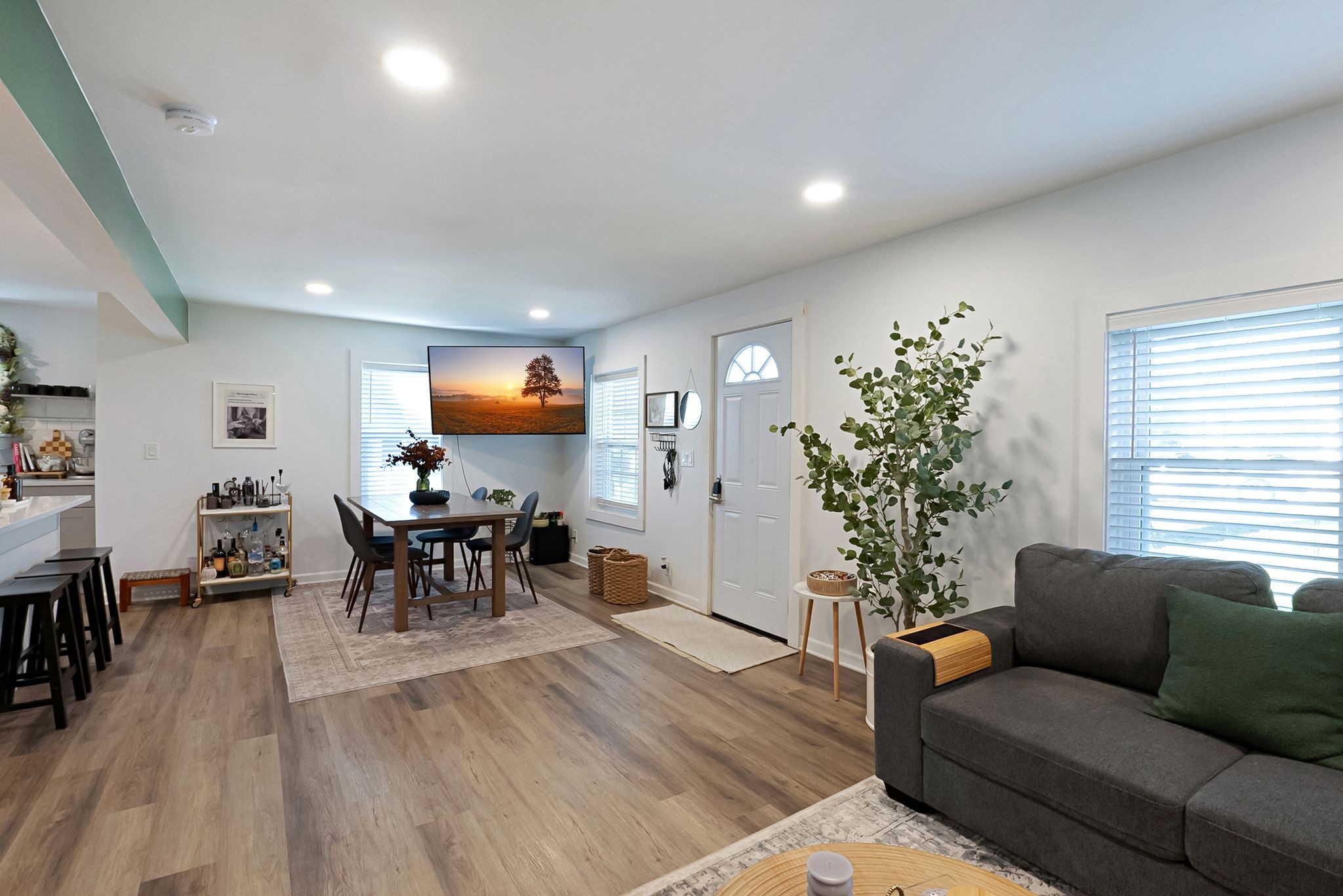 302 DuPont Ave
