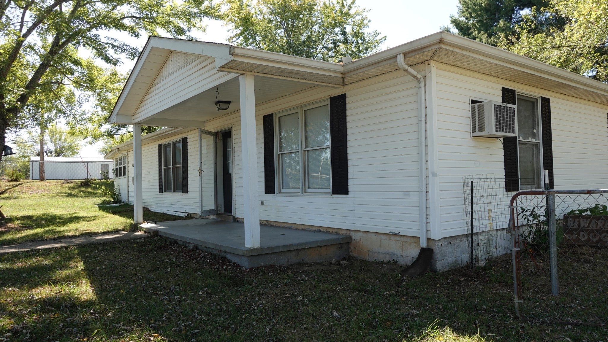4901 Highway 52 W