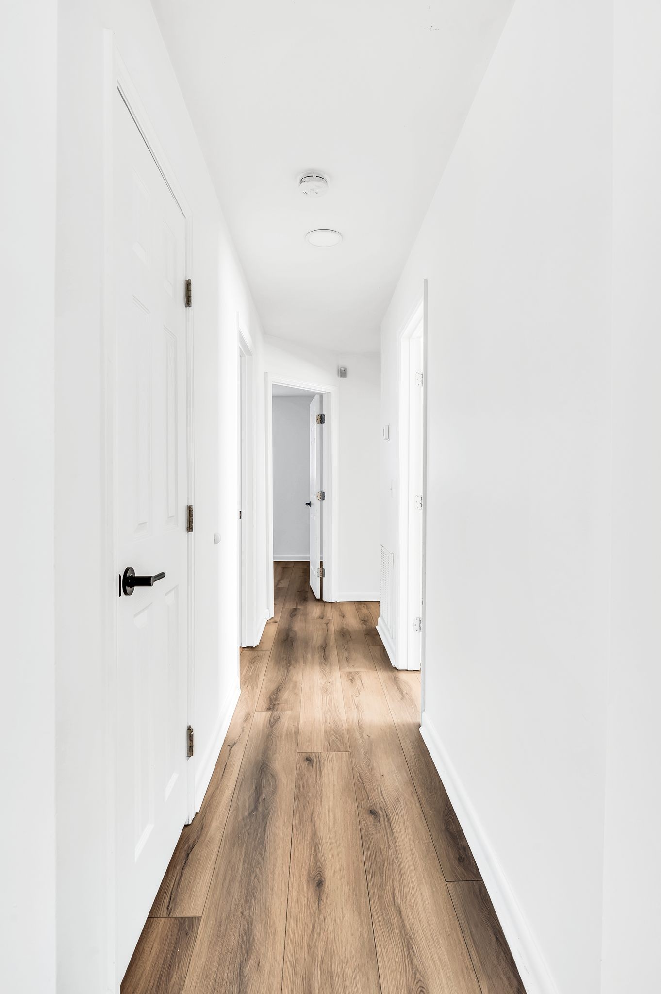 Nashville, Tennessee 37218, United States, 5 Bedrooms Bedrooms, ,2 BathroomsBathrooms,Residential,Active,21099