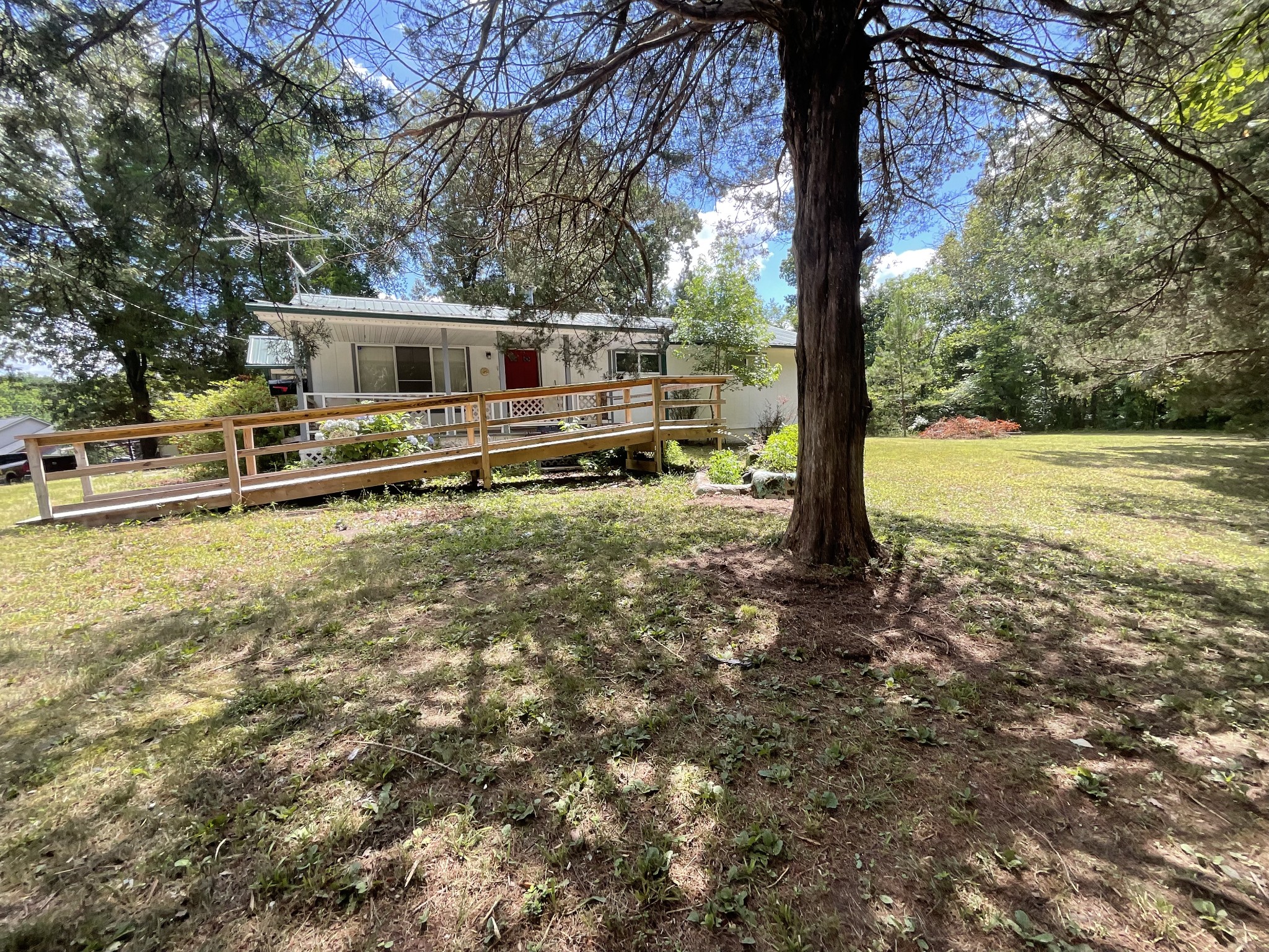 4820 Hwy 641 N