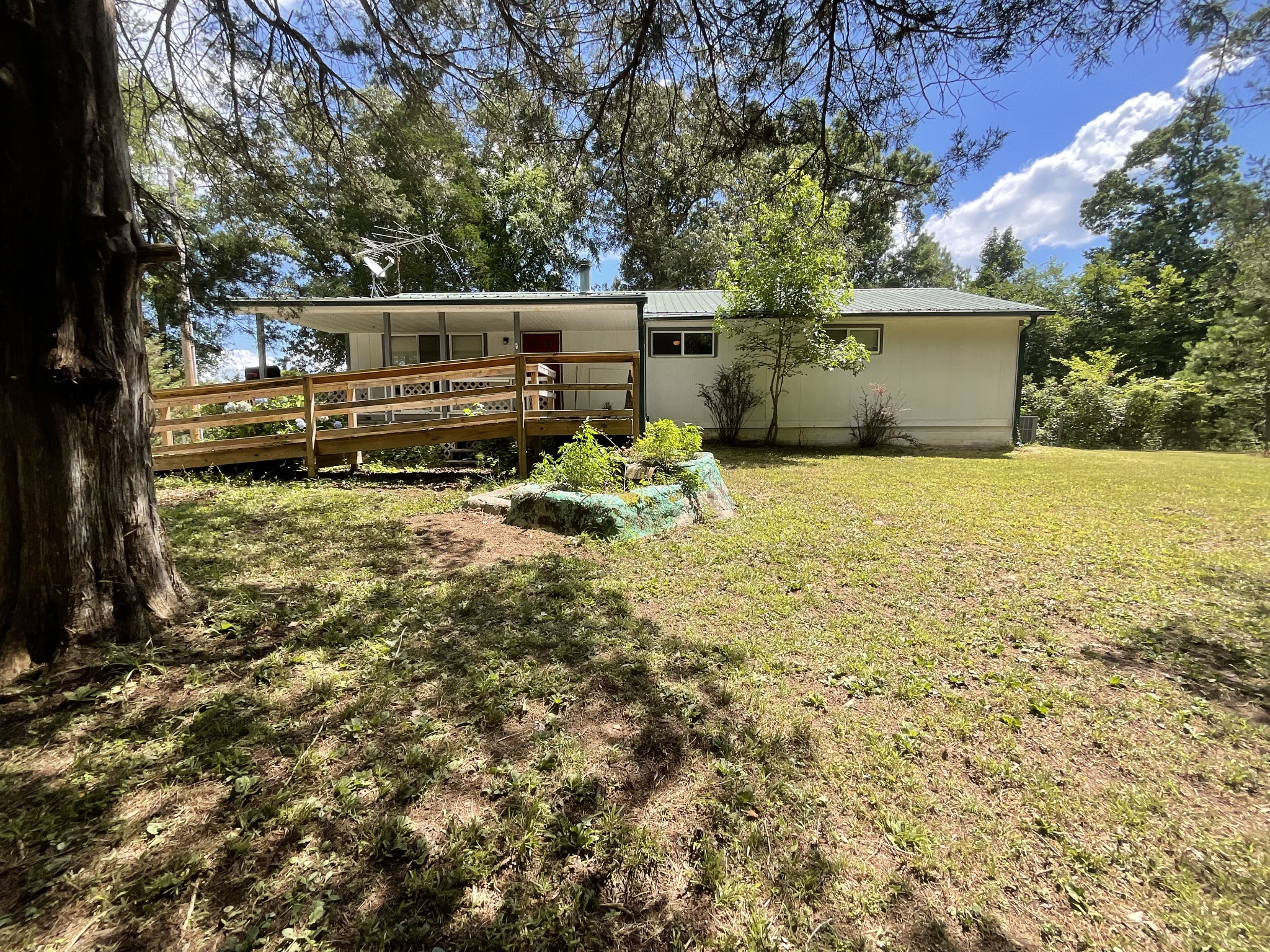 4820 Hwy 641 N