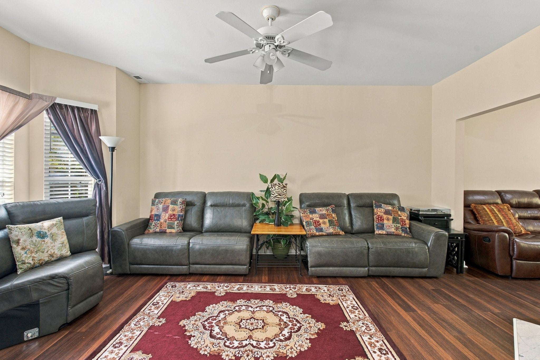 116 Nashboro Grns
