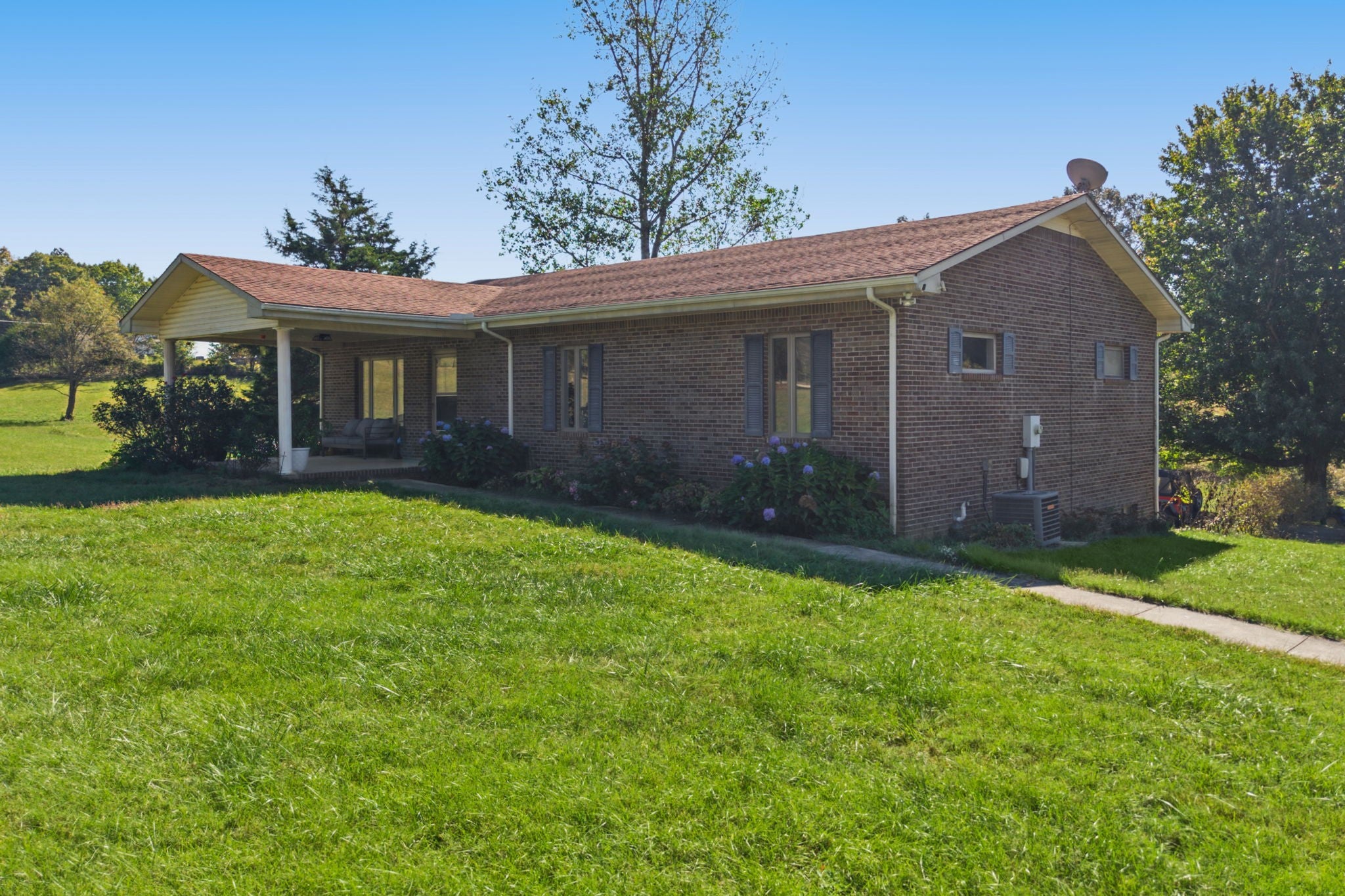 2437 Hilham Hwy