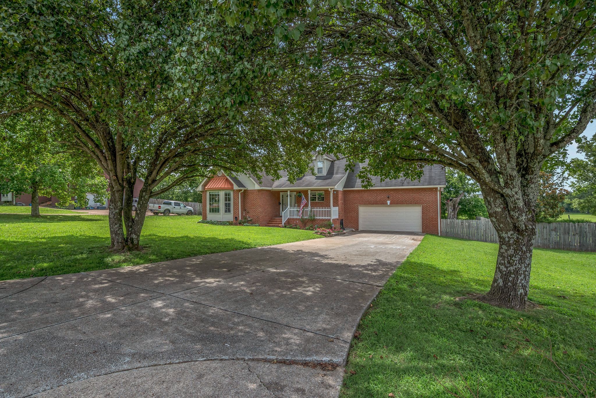 1008 Shirley Dr