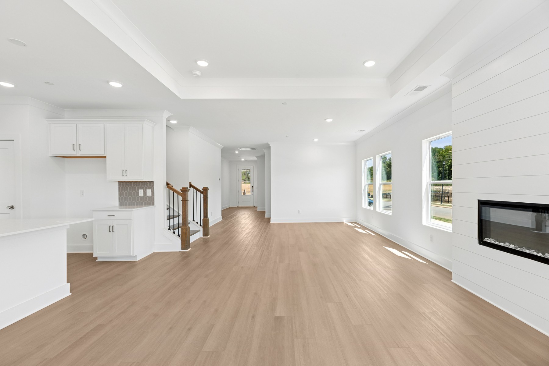 3142 Rolling Brook Dr