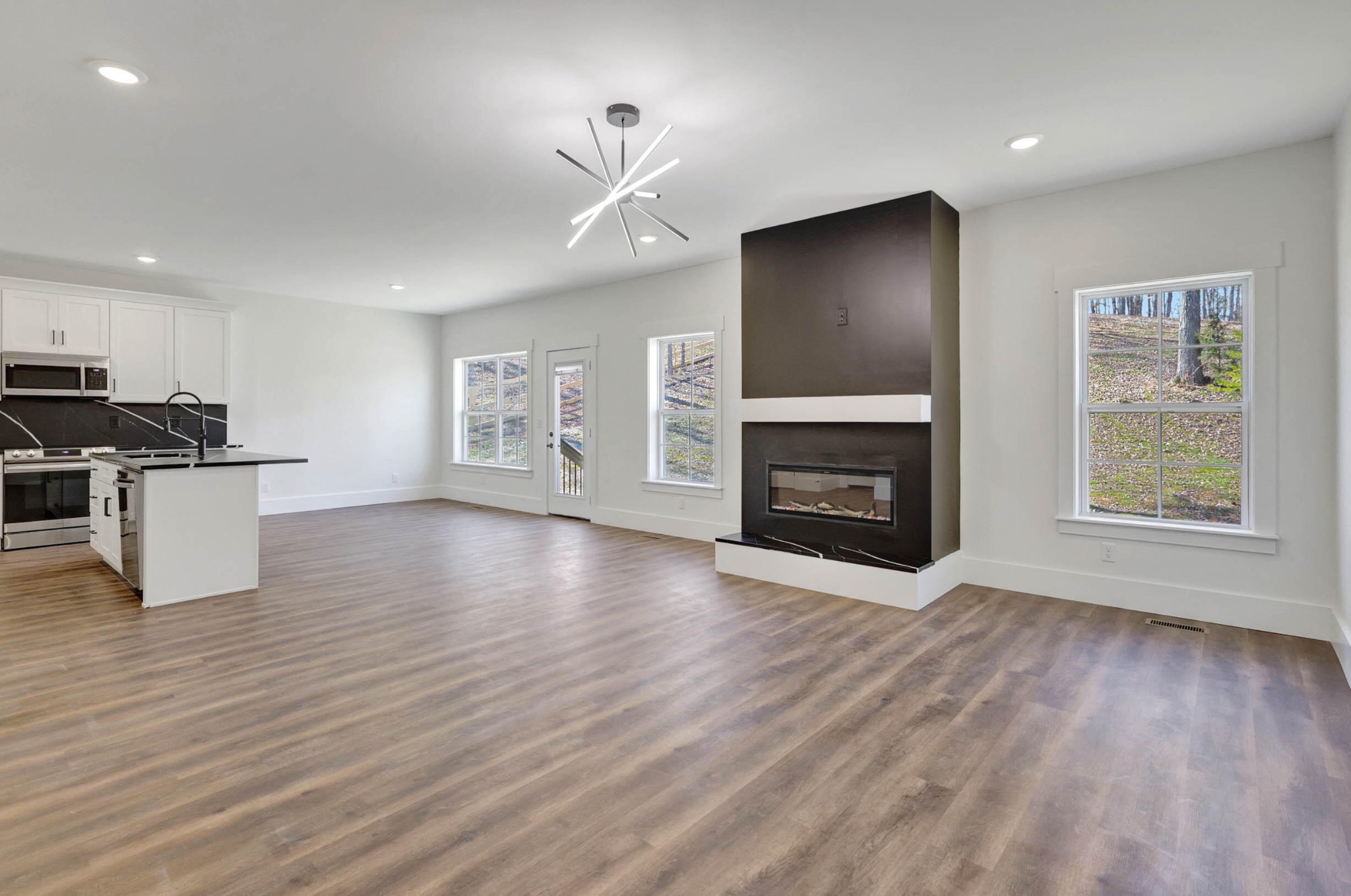 7592 Grasshopper Road