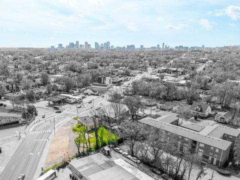 Photo of 2007 18th Ave N, Nashville, TN 37208 (MLS # 3168054)