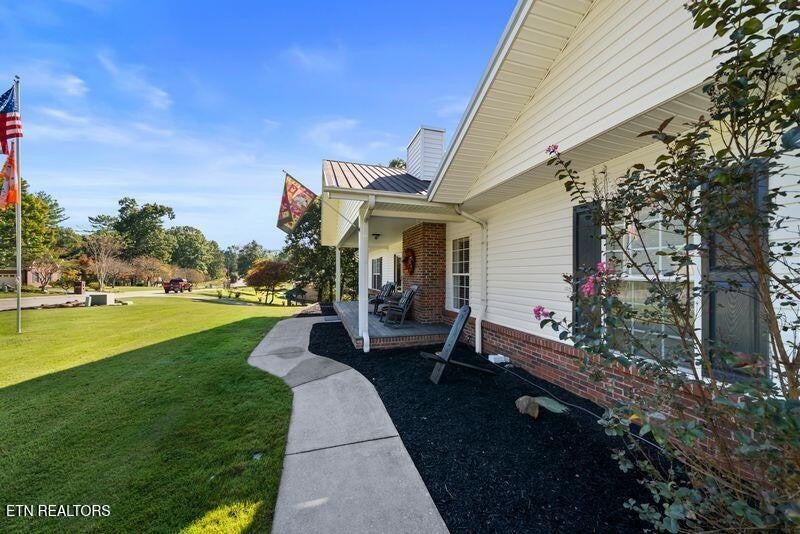 186 Cabot Lane