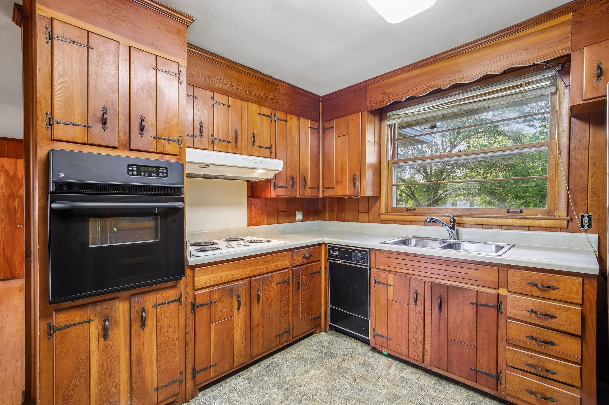 405 McDonald Dr