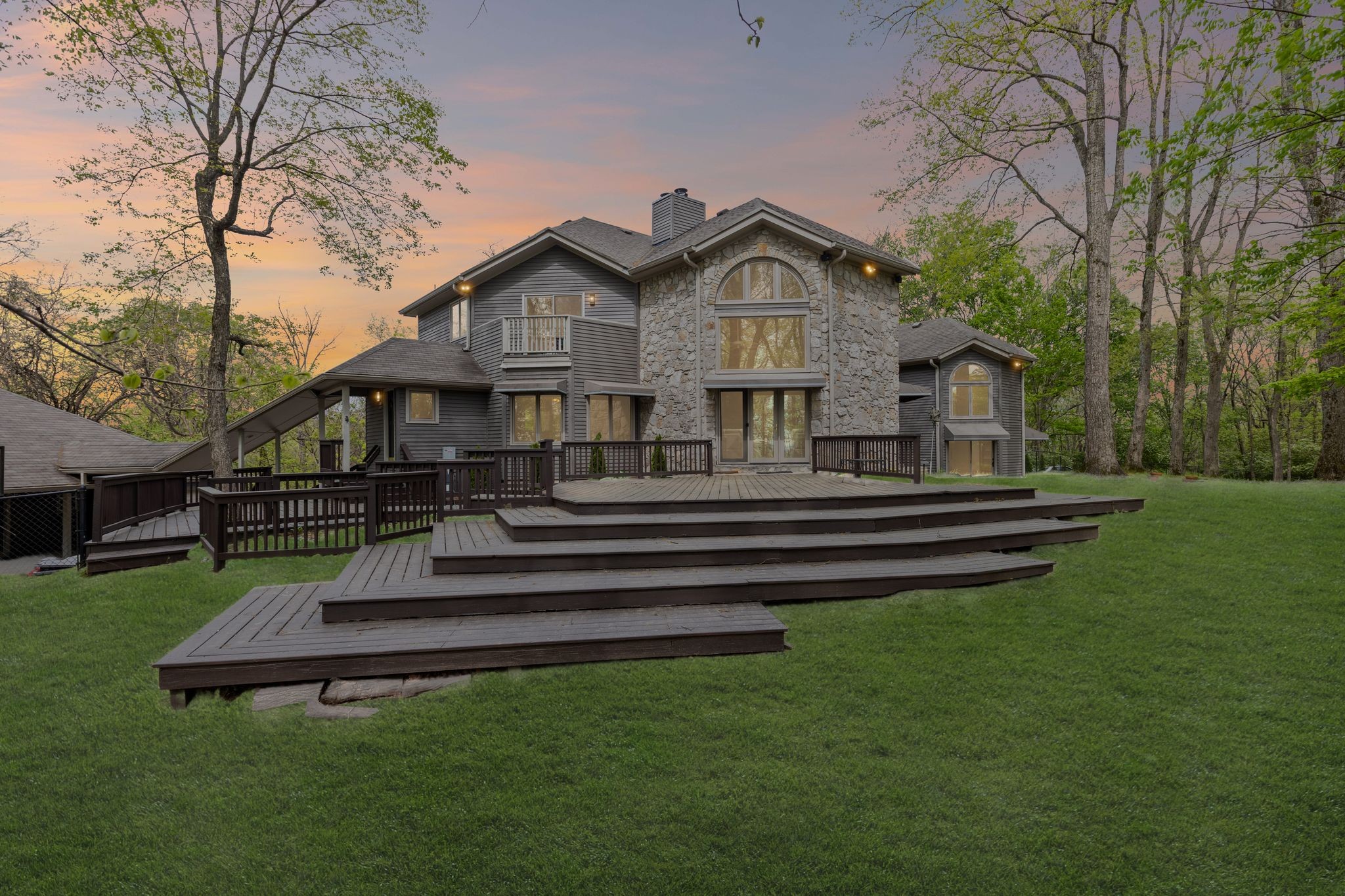 Franklin, Tennessee 37069, United States, 4 Bedrooms Bedrooms, ,4 BathroomsBathrooms,Residential,Active,114116