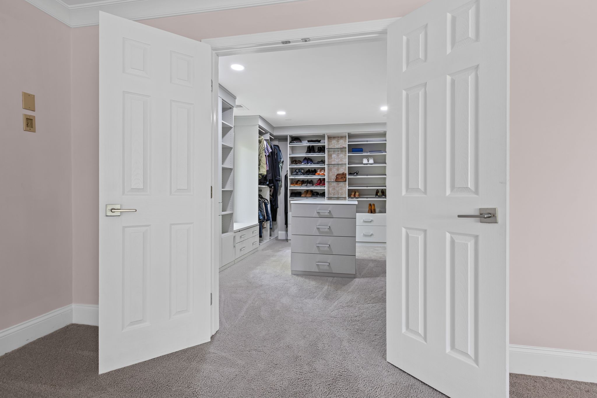 Franklin, Tennessee 37069, United States, 4 Bedrooms Bedrooms, ,4 BathroomsBathrooms,Residential,Active,114116