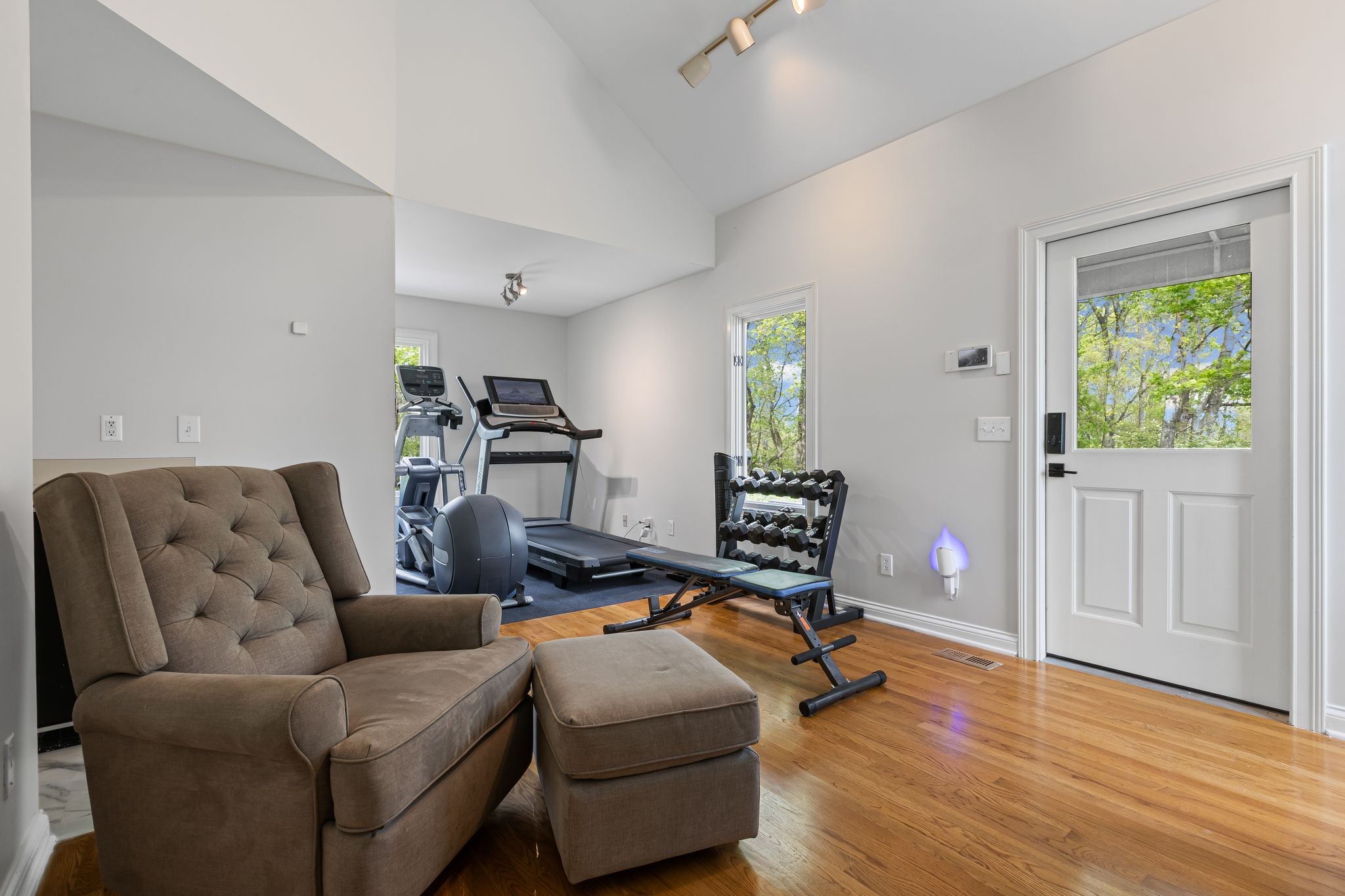 Franklin, Tennessee 37069, United States, 4 Bedrooms Bedrooms, ,4 BathroomsBathrooms,Residential,Active,114116