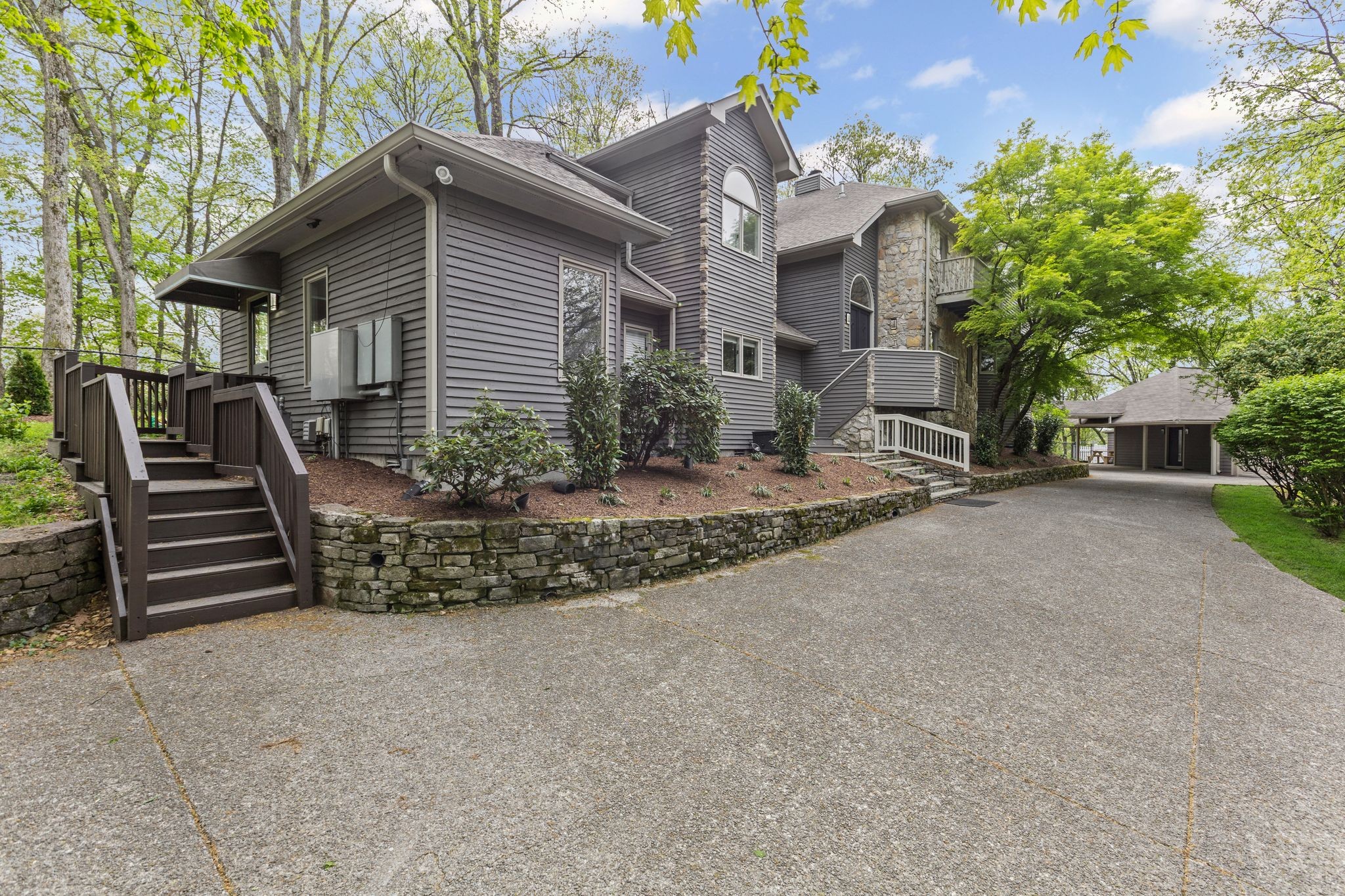 Franklin, Tennessee 37069, United States, 4 Bedrooms Bedrooms, ,4 BathroomsBathrooms,Residential,Active,114116