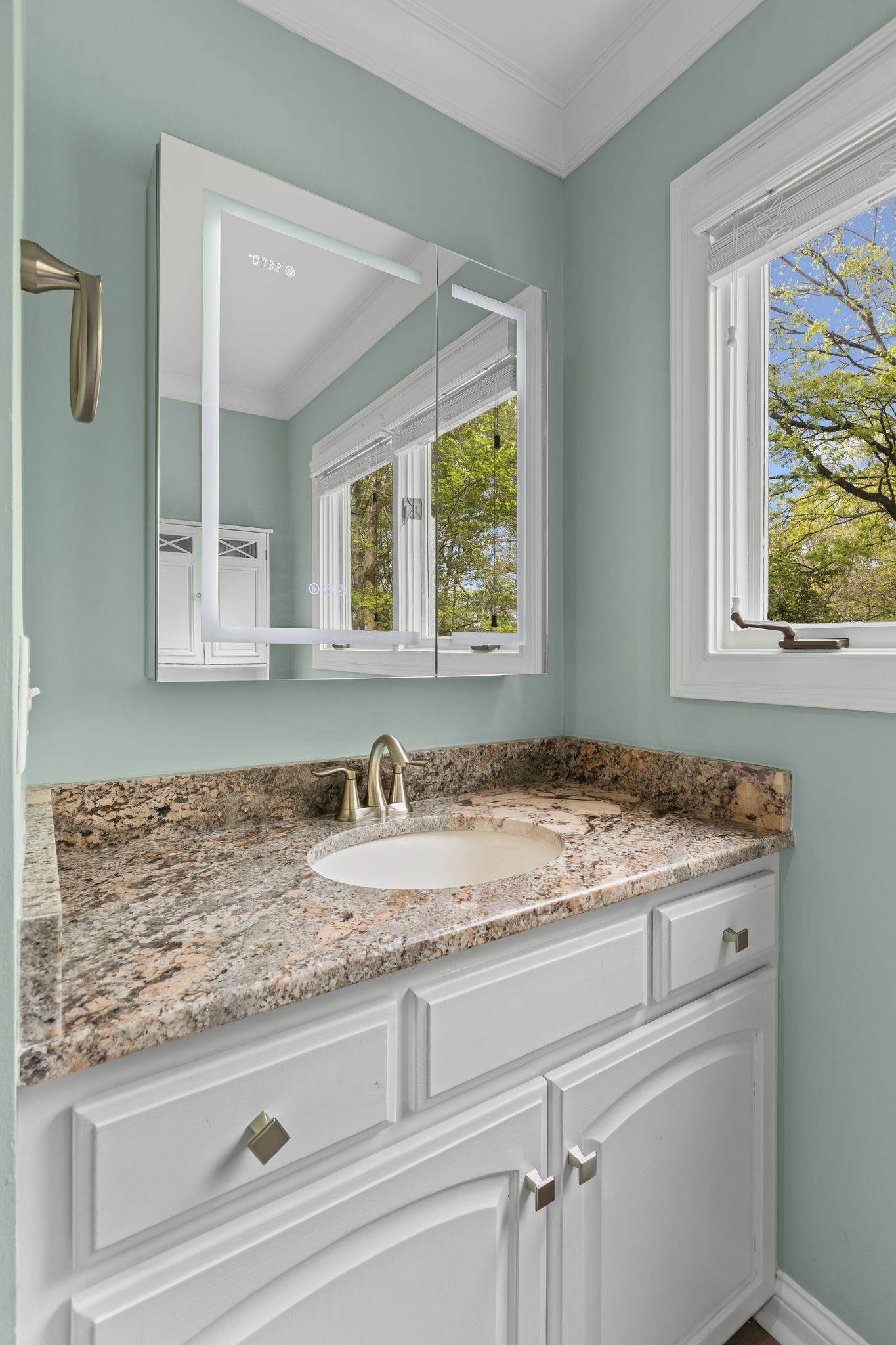 Franklin, Tennessee 37069, United States, 4 Bedrooms Bedrooms, ,4 BathroomsBathrooms,Residential,Active,114116