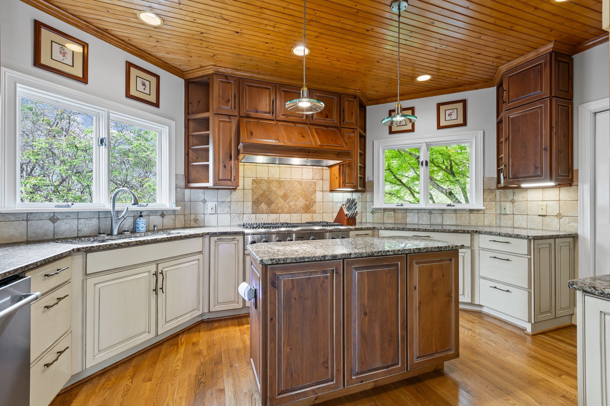 Franklin, Tennessee 37069, United States, 4 Bedrooms Bedrooms, ,4 BathroomsBathrooms,Residential,Active,114116