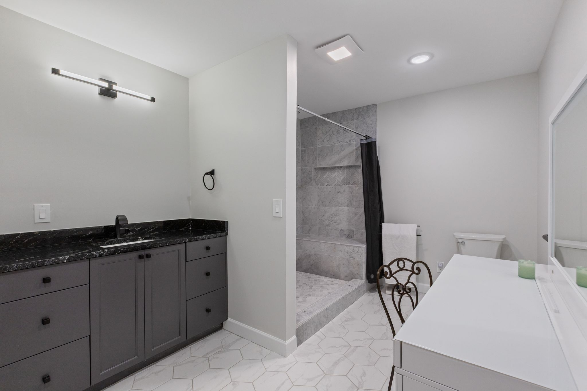 Franklin, Tennessee 37069, United States, 4 Bedrooms Bedrooms, ,4 BathroomsBathrooms,Residential,Active,114116