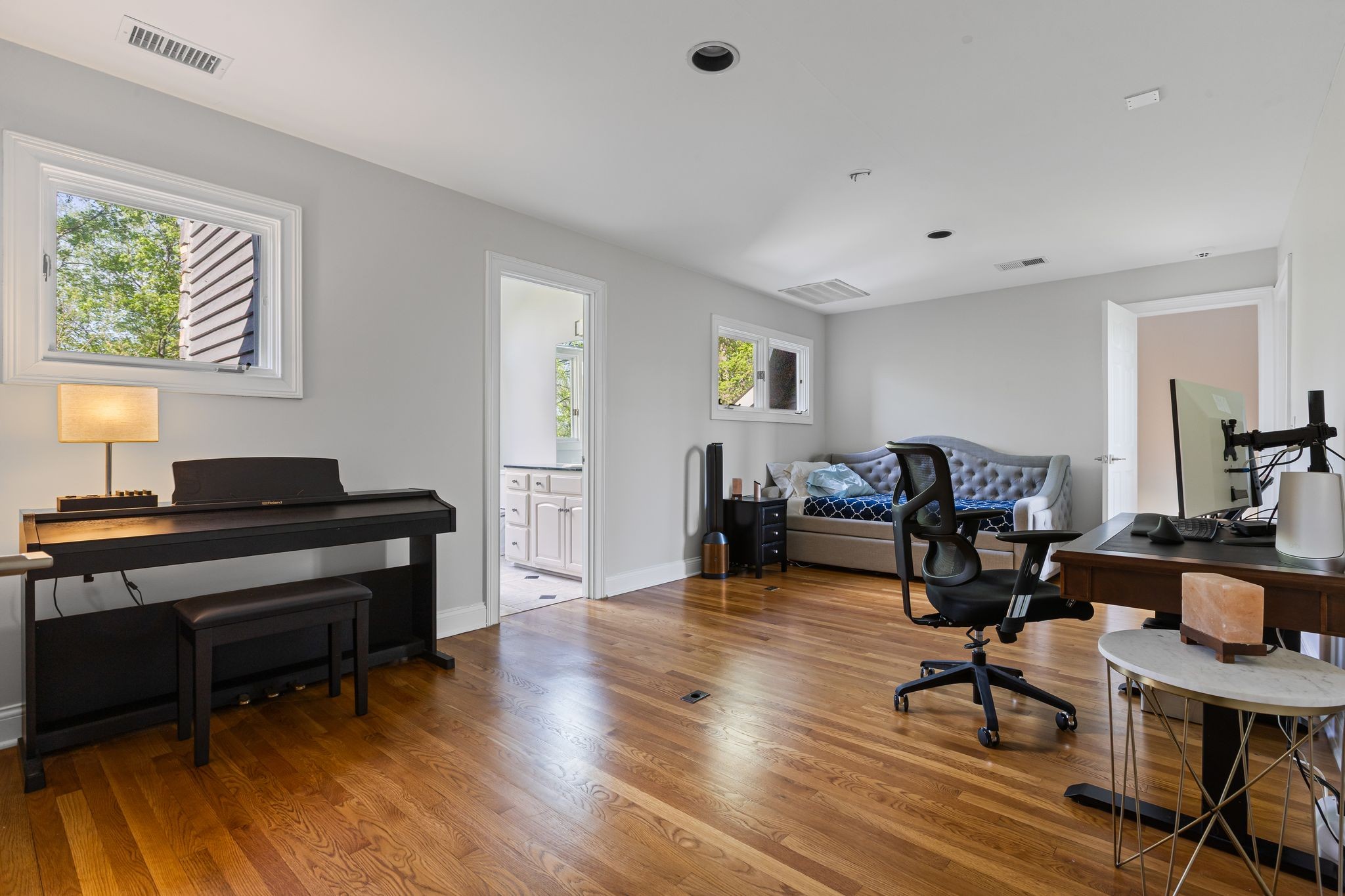 Franklin, Tennessee 37069, United States, 4 Bedrooms Bedrooms, ,4 BathroomsBathrooms,Residential,Active,114116