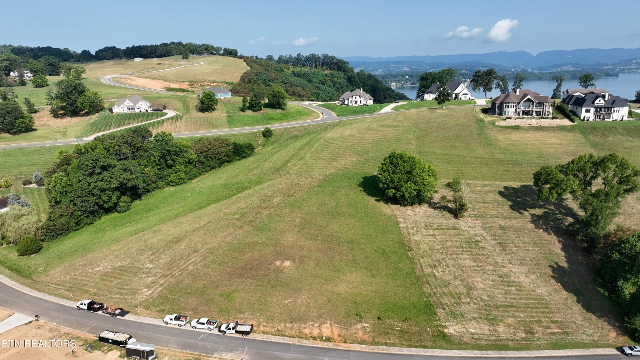 2429 Starboard Crest Rd