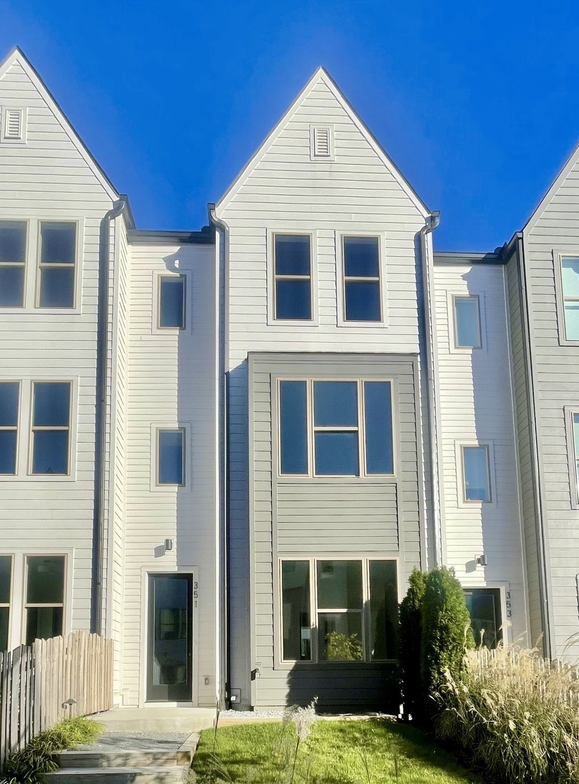 351 E Village Ln