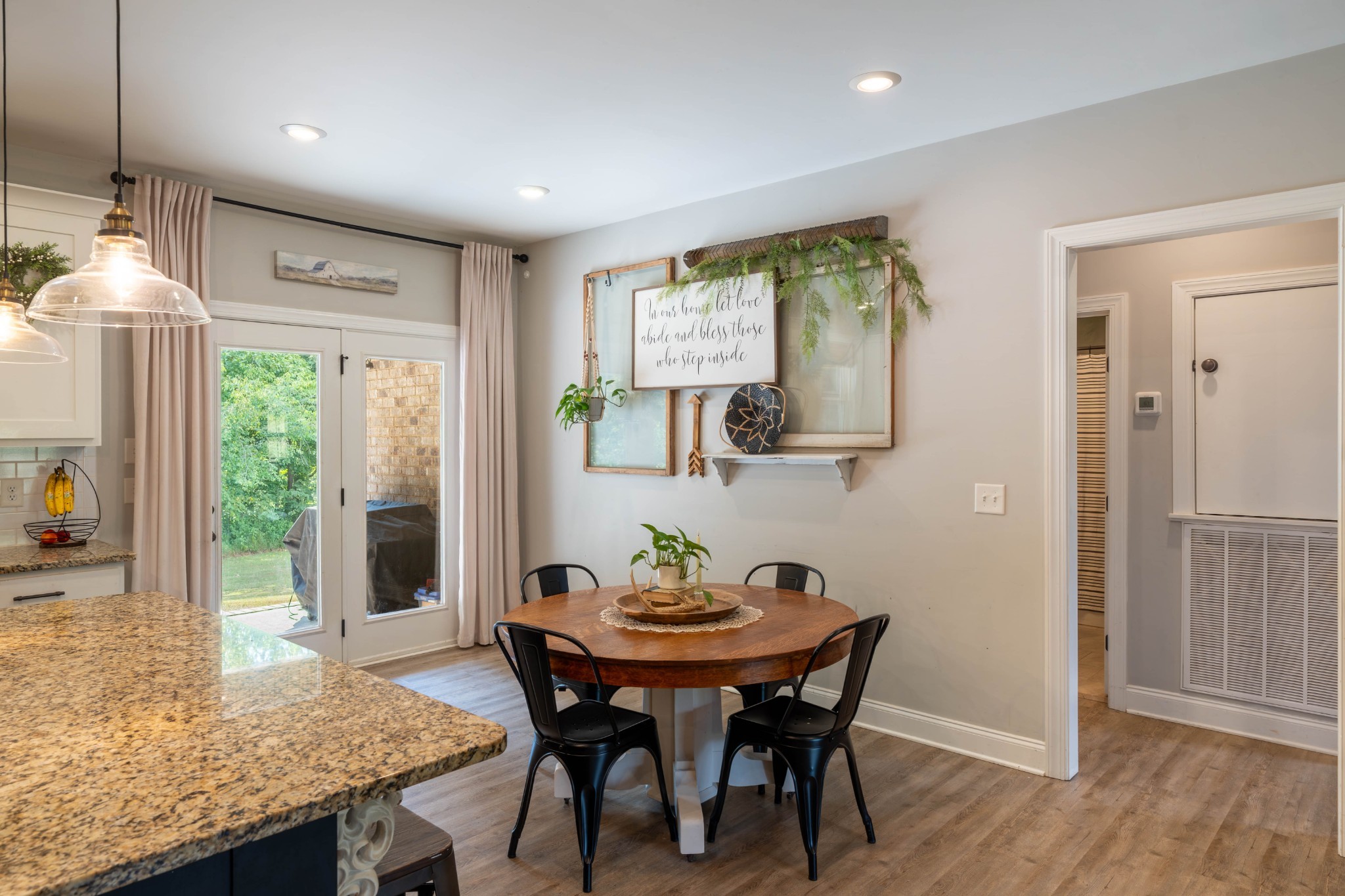 9611 Cross Plains Rd