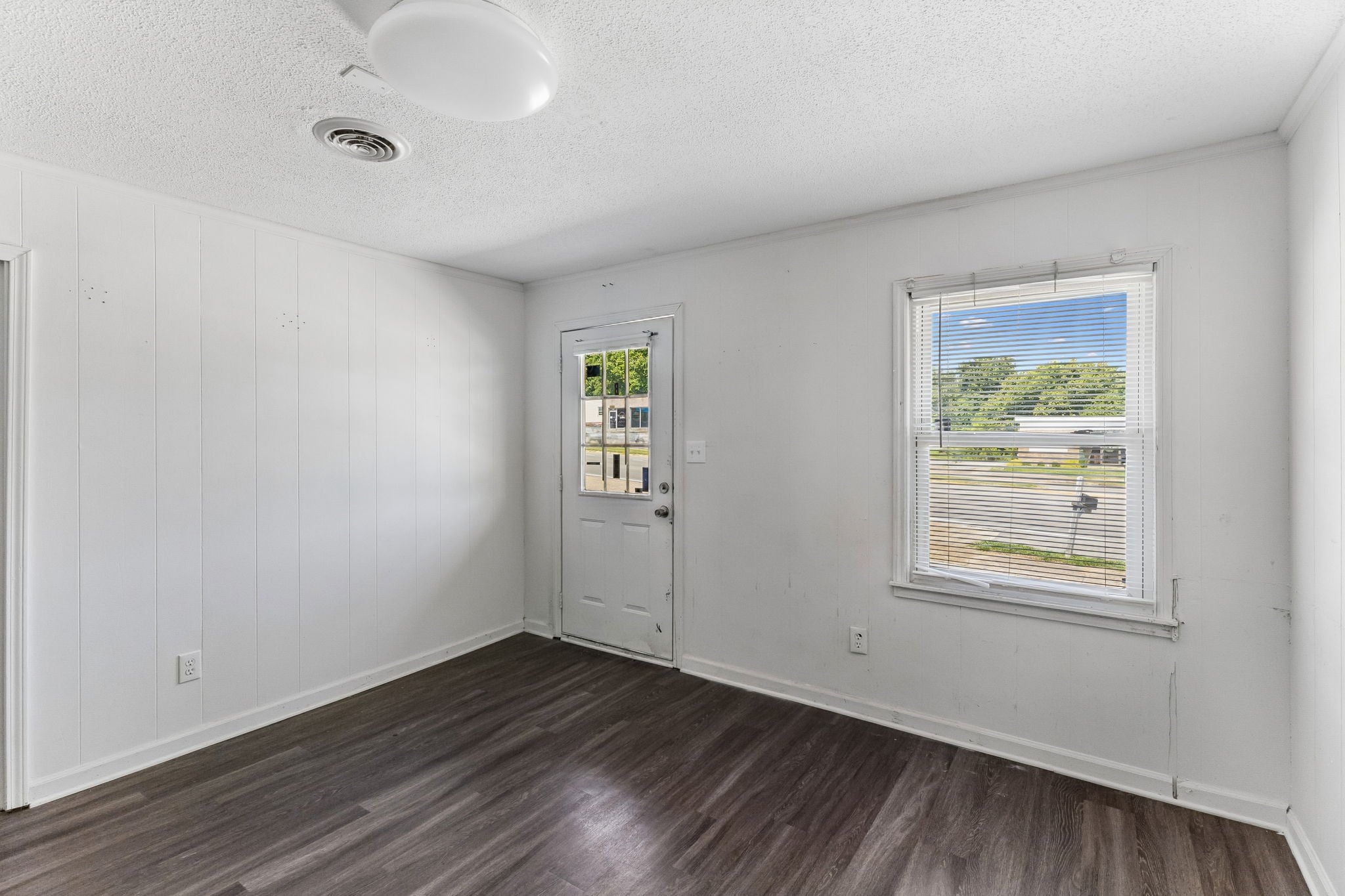 1501 Carmack Blvd B
