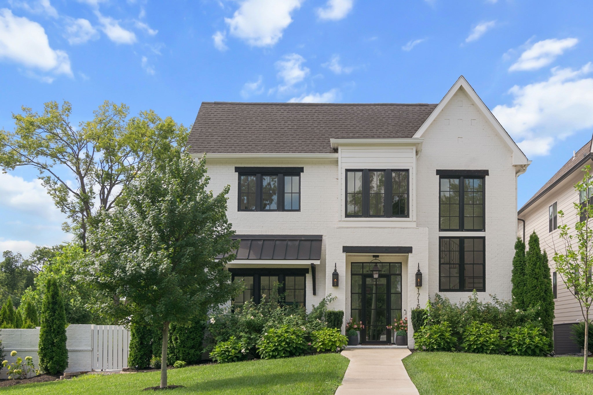 5.0-bed rental at 1715 Hillmont Dr