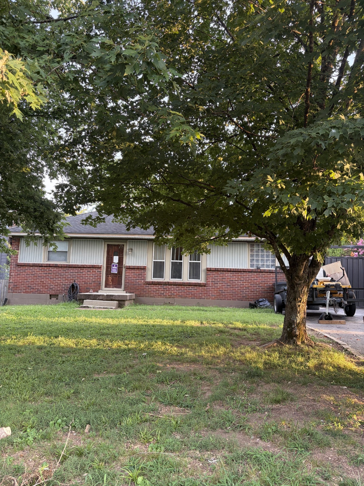 2-bed listing at 1910 Truett Ave, Nashville