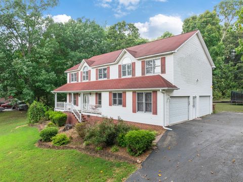 110 Jerri Ann Rd Lexington TN 38351