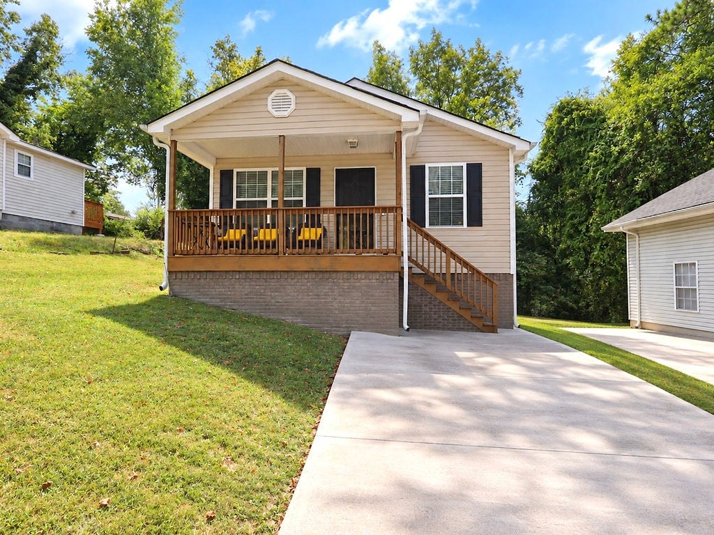 3520 Ridgeside Rd